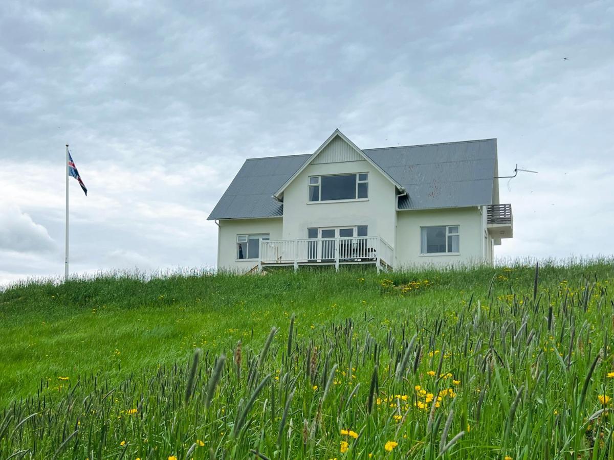 Mengi Countryside Bed & Breakfast Kjarnholt Bagian luar foto