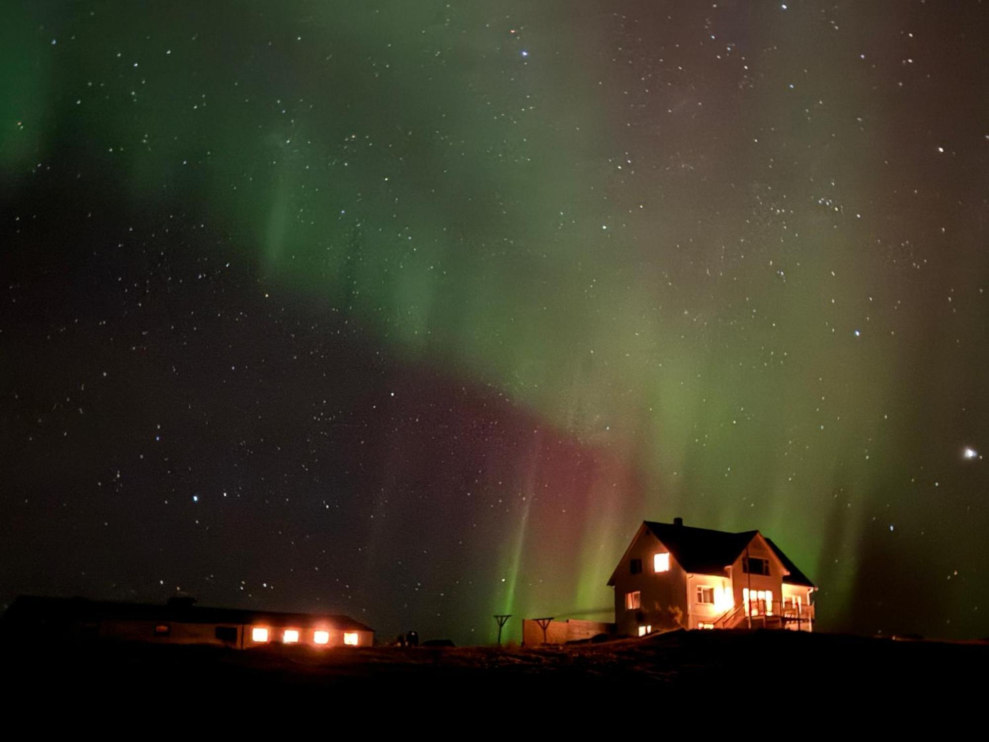 Mengi Countryside Bed & Breakfast Kjarnholt Bagian luar foto